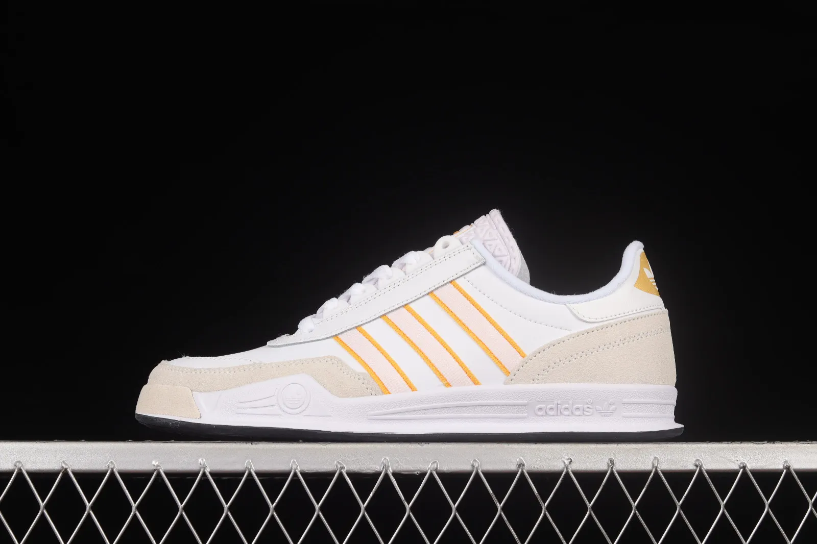 Adidas CT86 Cloud White Metallic Gold Core Black GW7606