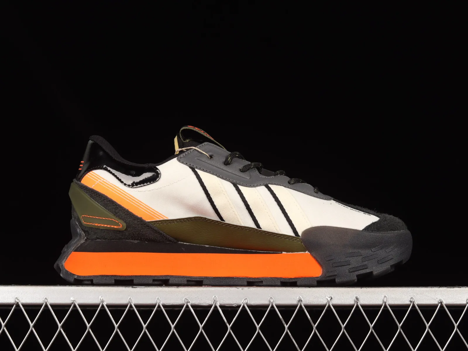 Adidas Futro Mixr NEO Orange Olive Green Core Black HP9673