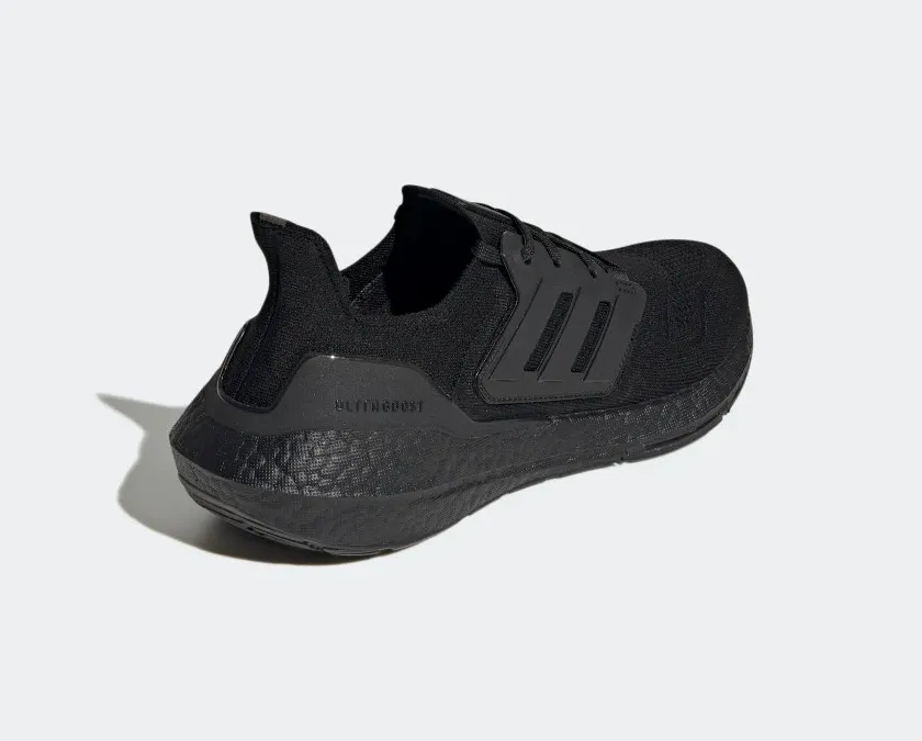 Adidas UltraBoost 22 Triple Black Core Black GZ0127