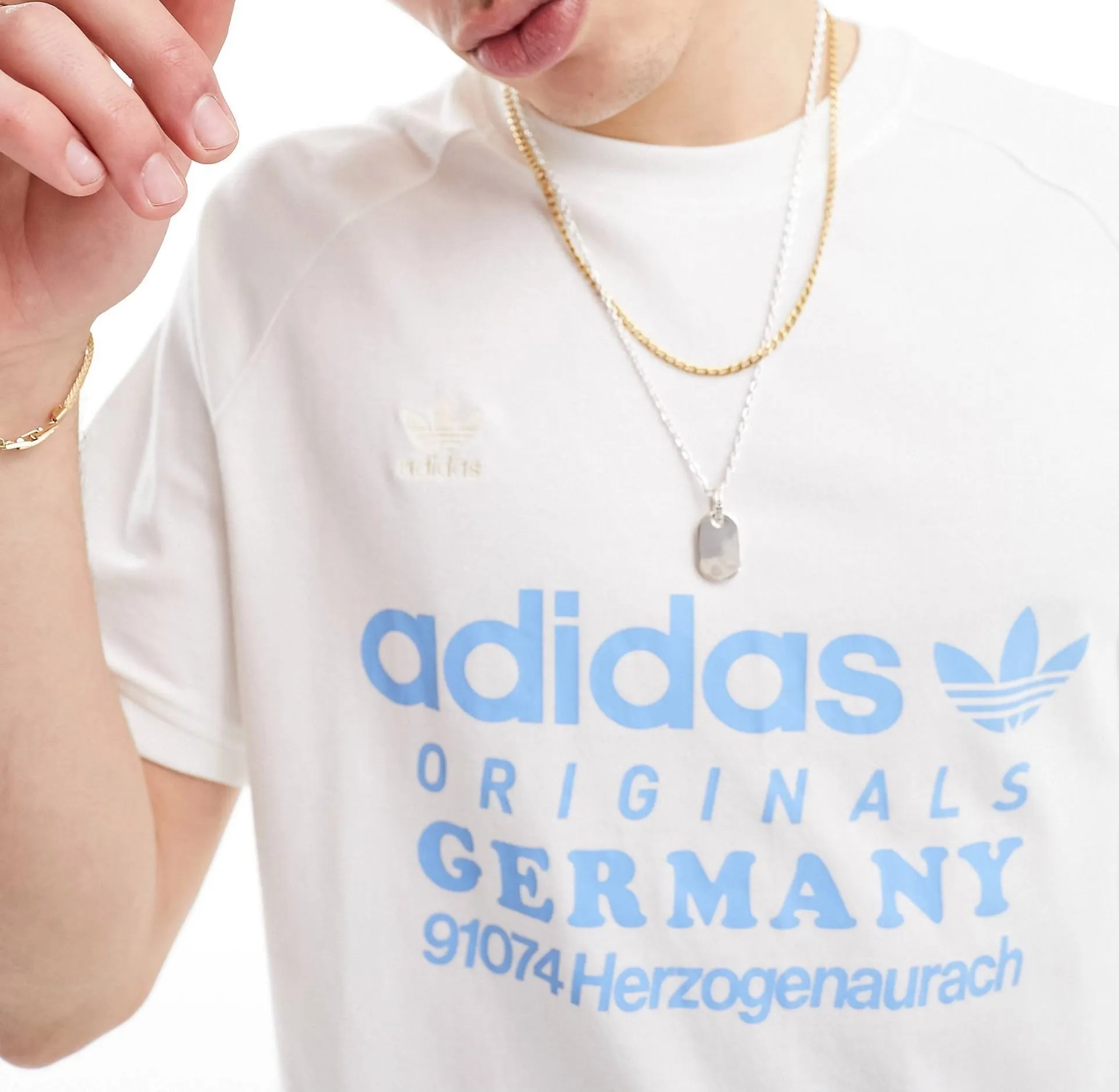 adidas  |Unisex U-Neck Bi-color Plain Short Sleeves Logo T-Shirts