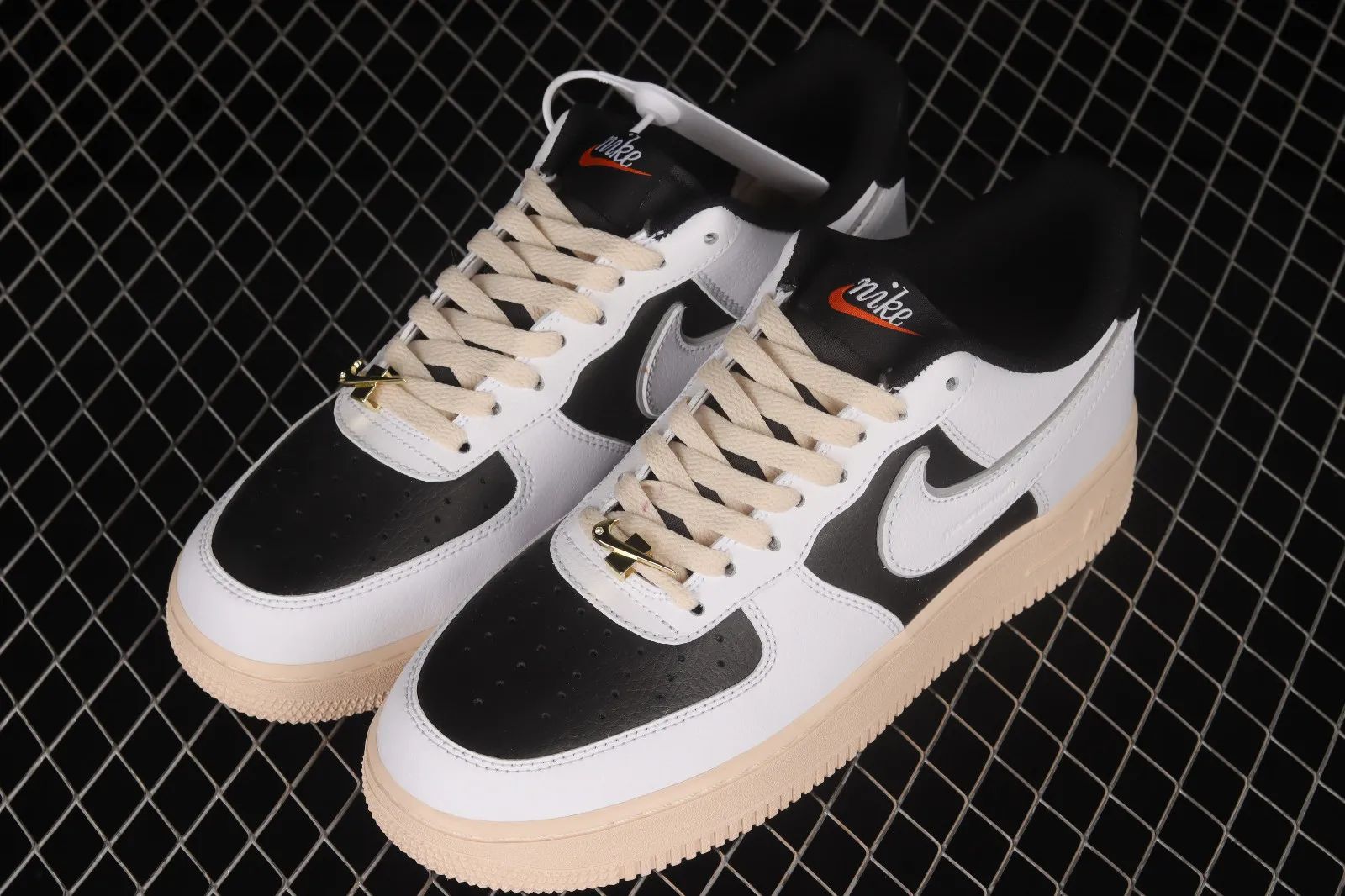 Nike Air Force 1 07 Low Black White Shoes DJ7015-101