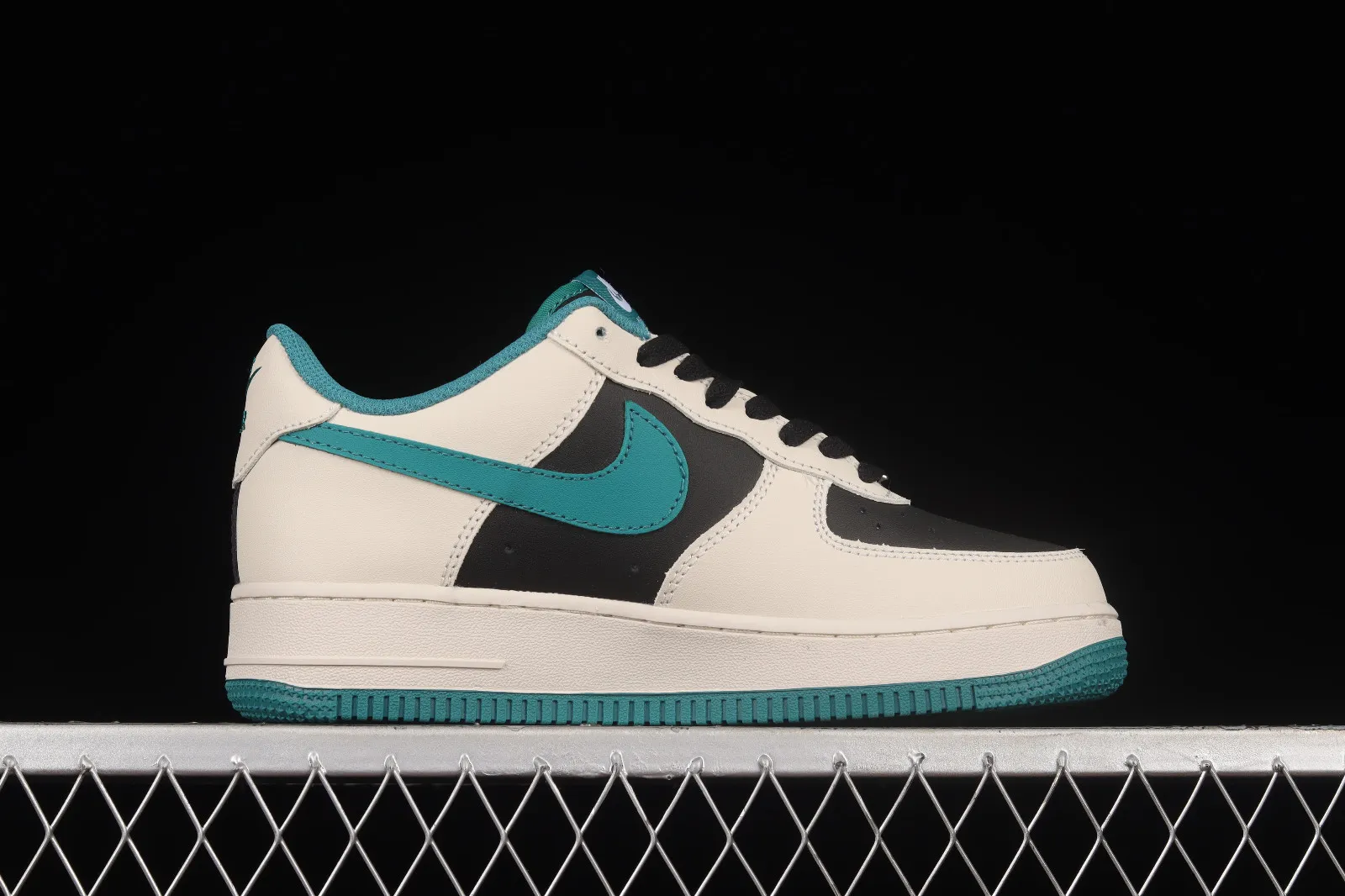 Nike Air Force 1 07 Low Rice White Black Green Shoes BS8872-023