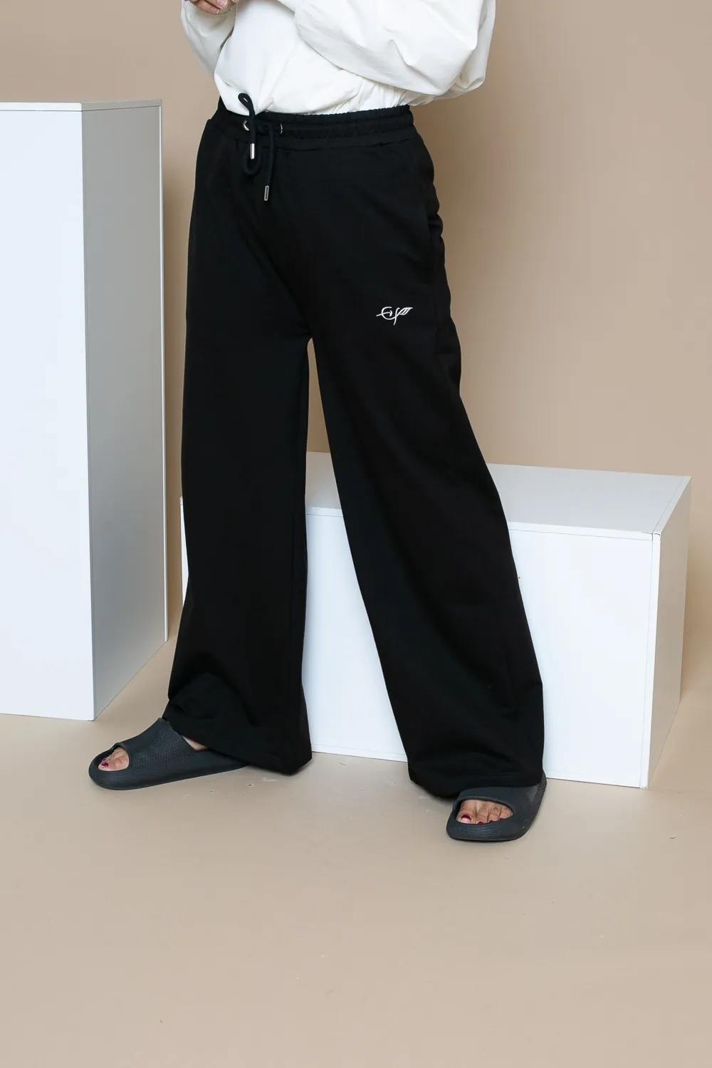 Pantalón casual suelto salam negro