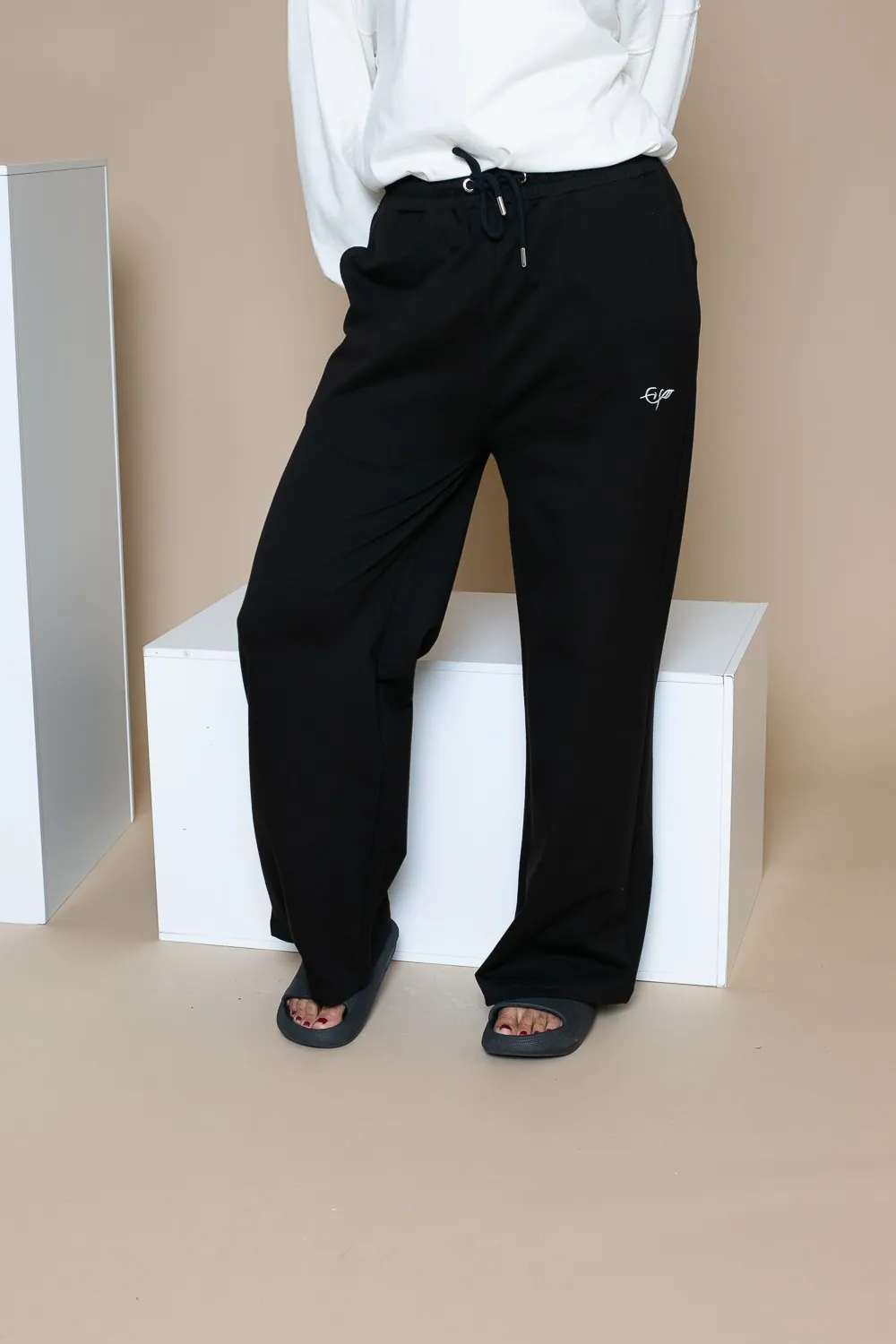 Pantalón casual suelto salam negro