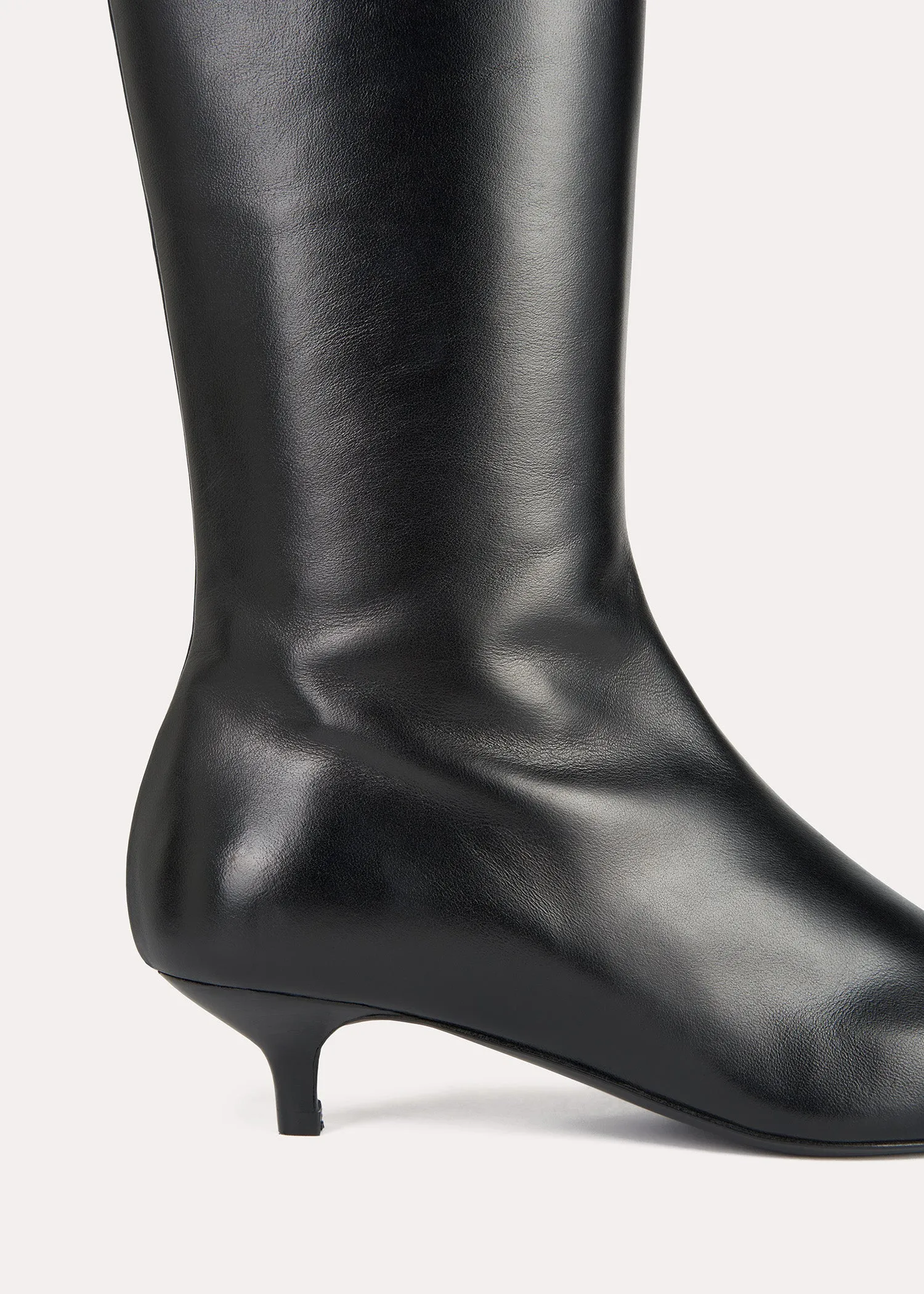 Slim leather-suede knee-high boots black