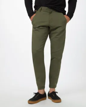 Tentree Destination Jogger in Olive Night Green