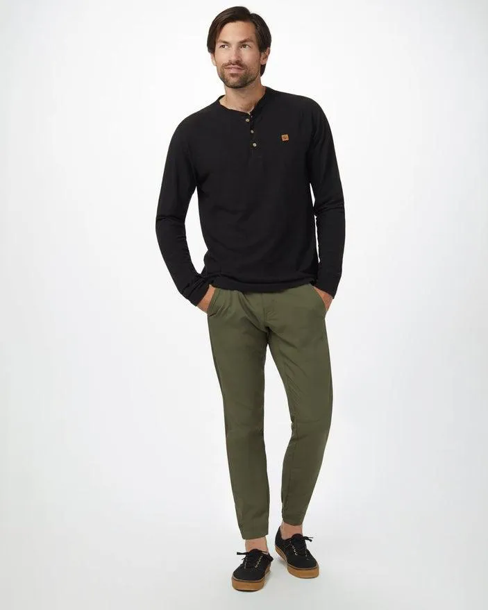 Tentree Destination Jogger in Olive Night Green